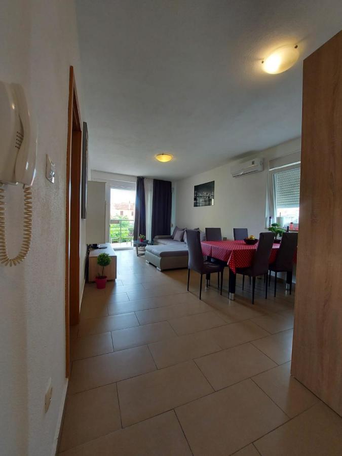 Luciano Apartment Zadar Exterior photo